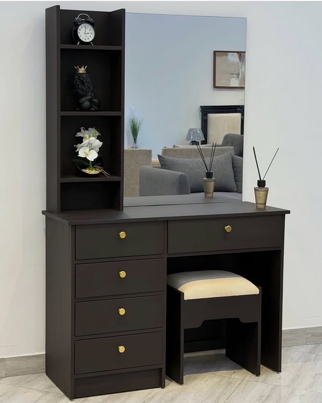 Safari Comfort dressing table and mirror